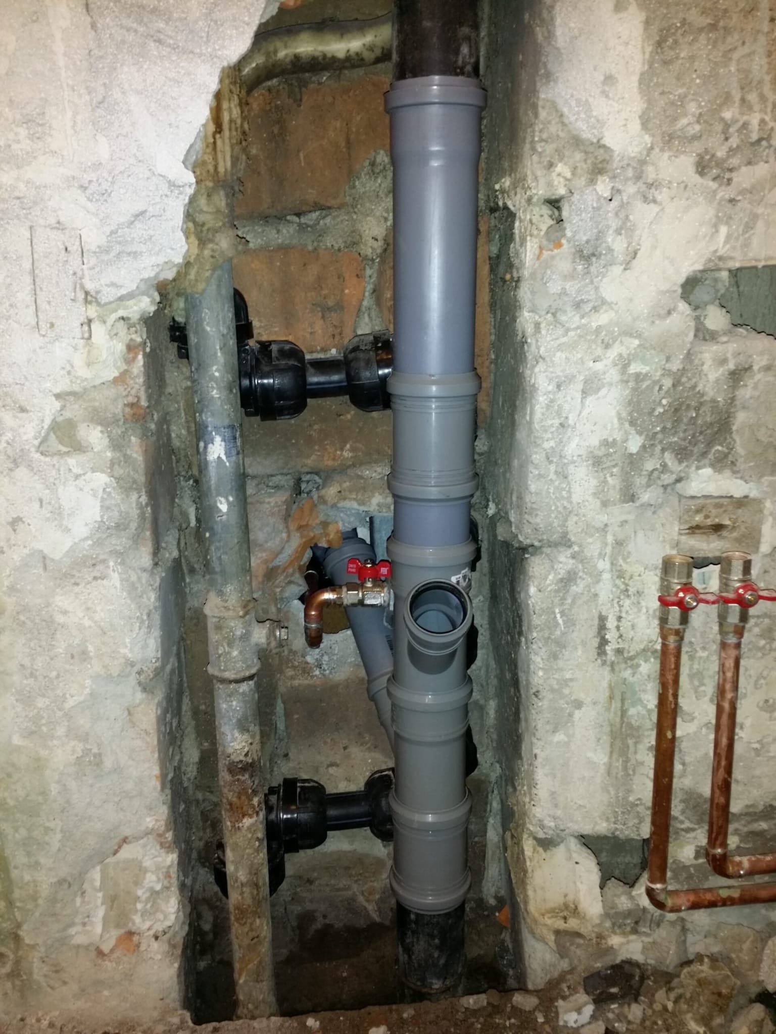 Lucrare instalații sanitare 11